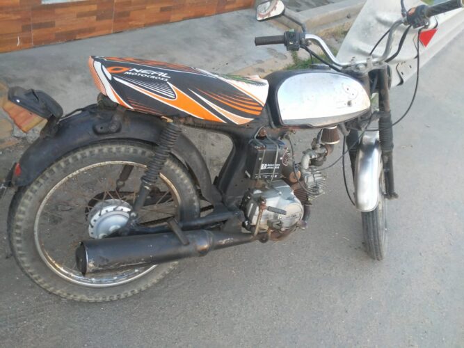 Vendo moto chasis Honda Original